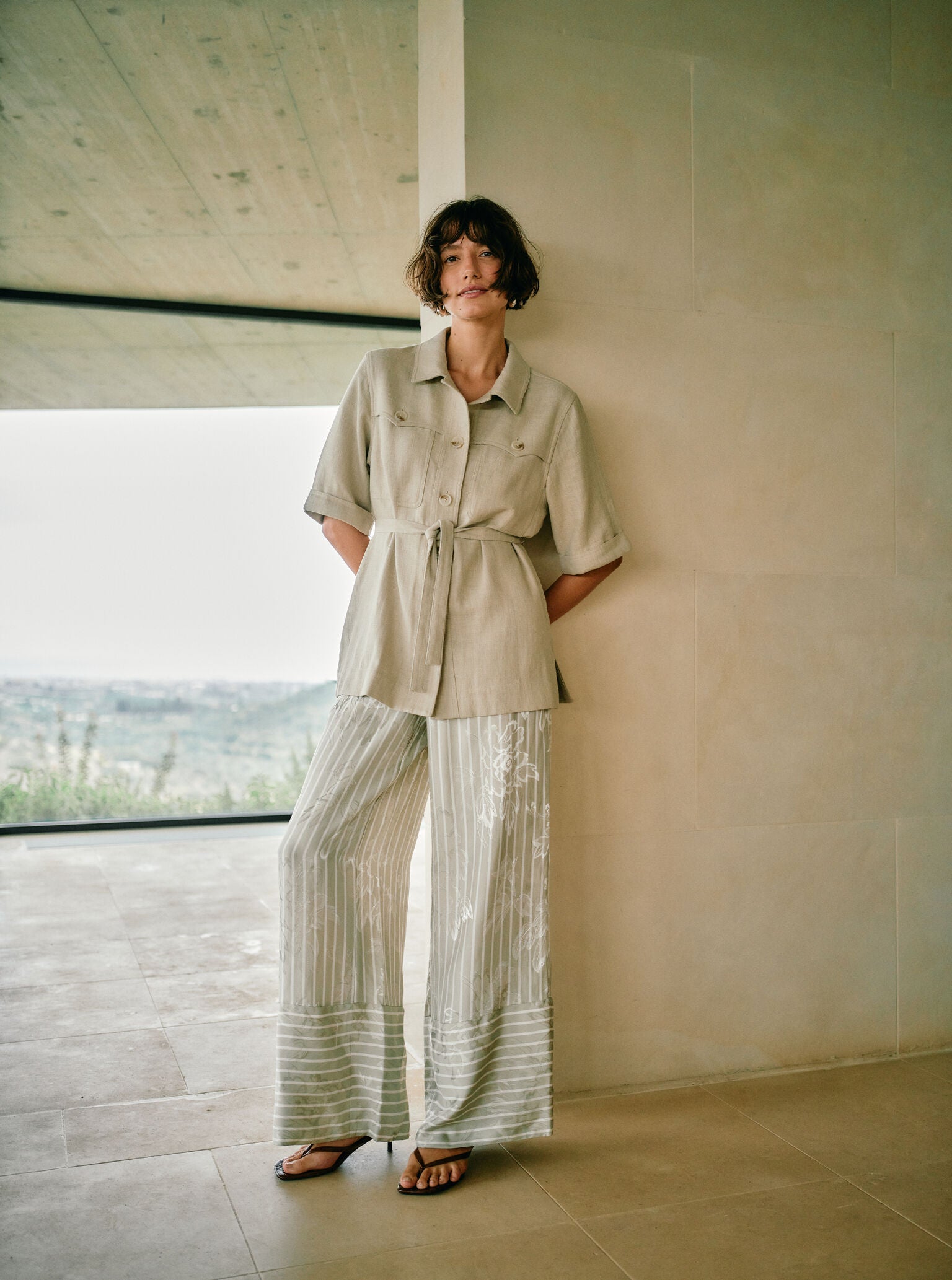 Modelshot / Moss Gray / Detail